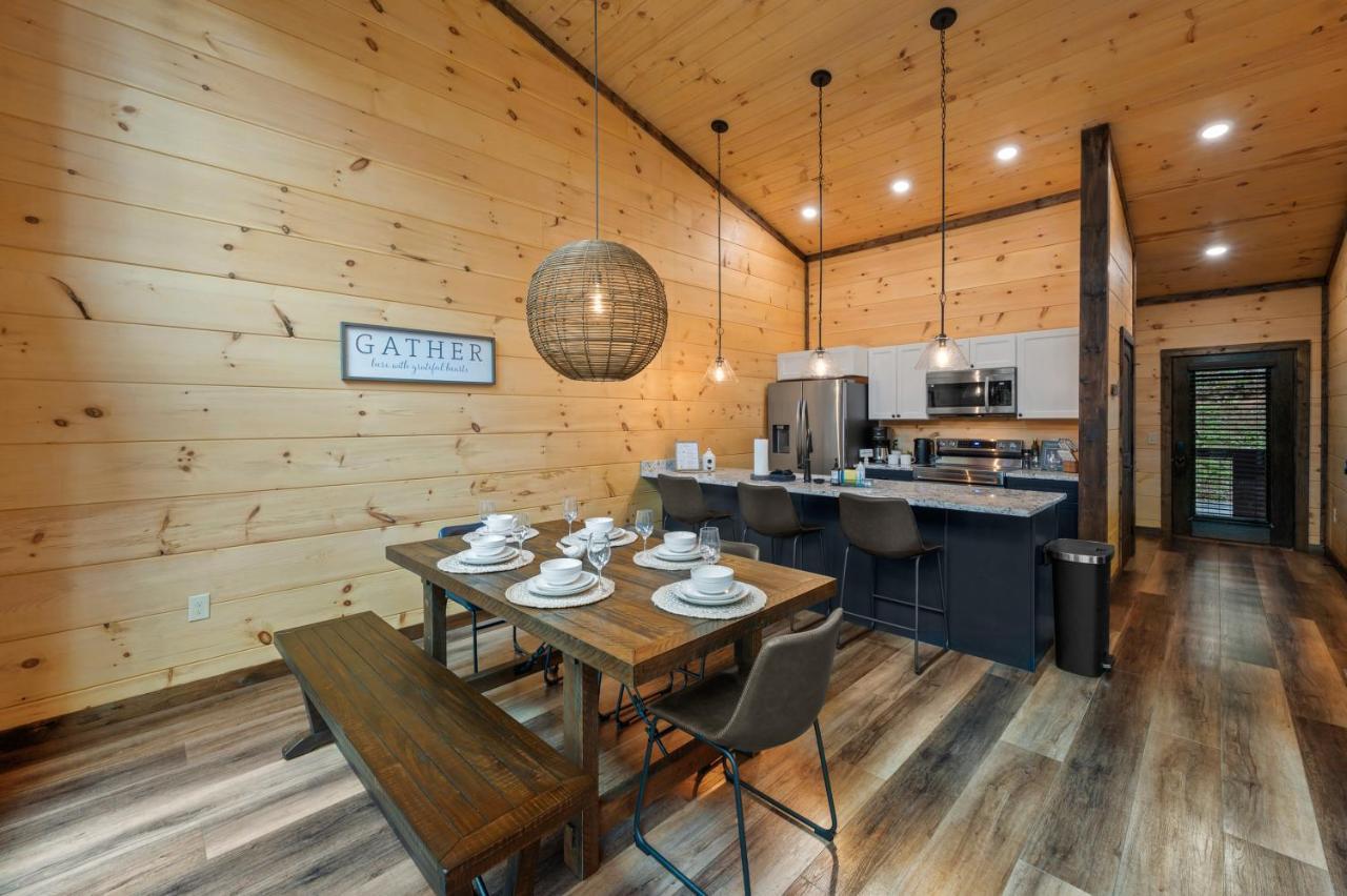 New Cozy Mountain Cabin Hot Tub Near Downtown Gatlinburg Exterior foto