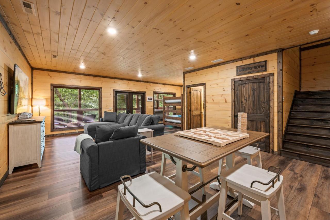New Cozy Mountain Cabin Hot Tub Near Downtown Gatlinburg Exterior foto